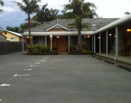 Best Western Coastal Waters Motor Inn - Darwin Tourism 1
