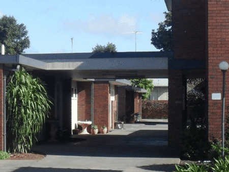 Kardinia Park Motel - Darwin Tourism 1