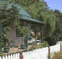 Trines Cottage - Darwin Tourism