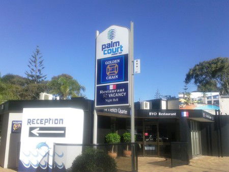 Palm Court Motor Inn - Darwin Tourism 0