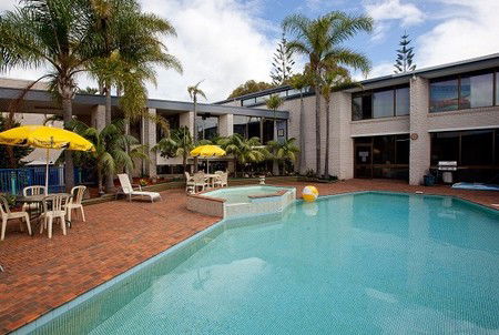 Palm Court Motor Inn - Darwin Tourism 2
