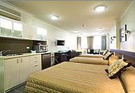 Hyde Park Inn - Darwin Tourism 2