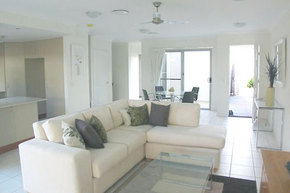 Coolum Villas - Darwin Tourism 2