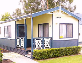 Ocean Point Resort - Darwin Tourism 1