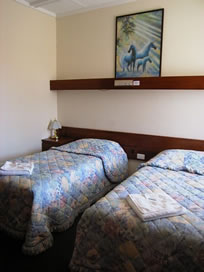 Golden Hills Motel - Darwin Tourism 2