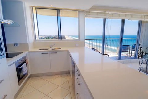 Golden Sands Holiday Apartments - Darwin Tourism 1