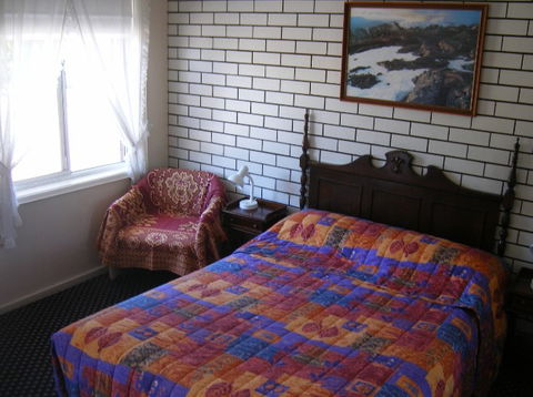 Colonial Lodge Motel - Darwin Tourism 2
