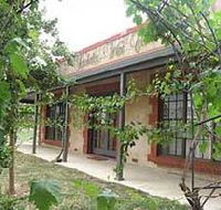 Under the Vines - Darwin Tourism