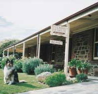 Thomas Henry's Of Port Elliot - Darwin Tourism