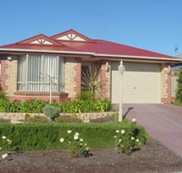 Lakeside Getaway - Darwin Tourism