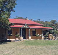 Precious Memories BB - Darwin Tourism