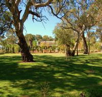 Jacobs Creek Retreat at Moorooroo Park - Darwin Tourism
