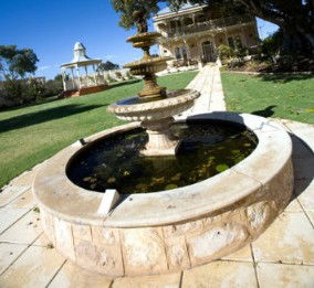Rose-Eden House - Darwin Tourism 1