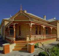 Myras Moonta Retreat - Darwin Tourism