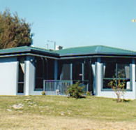 Homelea Accommodation Spa Cottage and Apartments - Darwin Tourism