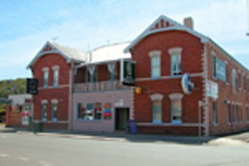 Mackey's Royal Hotel - Darwin Tourism 0