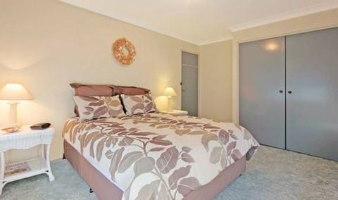 Booragul Beach House - Darwin Tourism 2