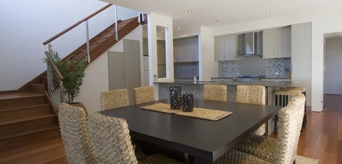 Lochani At The Beach - Darwin Tourism 2