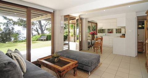 Bungalows On The Beach - Darwin Tourism 0
