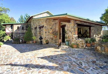 Castle On The Hill Bed And Breakfast - Darwin Tourism 3