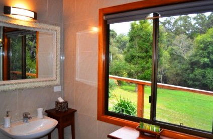 A Waterfall Hideout-Rainforest Cabin For Couples - Darwin Tourism 1
