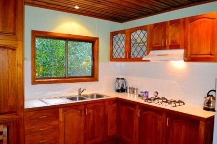A Waterfall Hideout-Rainforest Cabin For Couples - Darwin Tourism 2