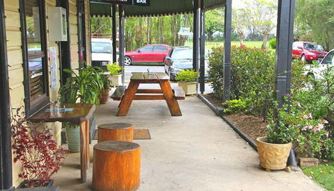 Brushgrove Hotel - Darwin Tourism 3
