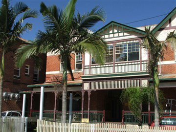 Maclean Hotel - Darwin Tourism 0