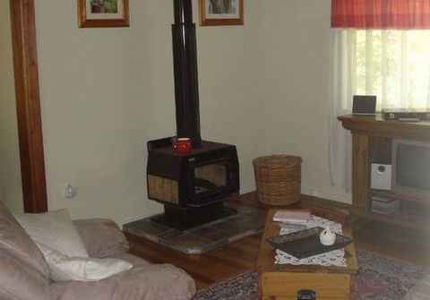 Calurla Chalets And Cottages - Darwin Tourism 2