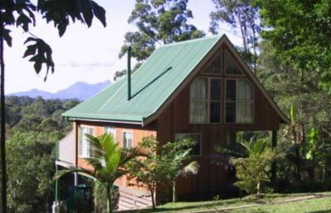 Calurla Chalets And Cottages - Darwin Tourism 5