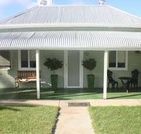 Unique Outback Cottages - Hebbard Cottage - Darwin Tourism