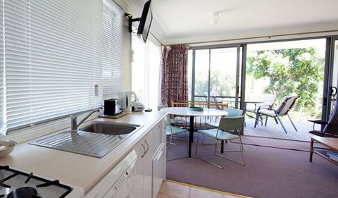 Queens Cottage - Darwin Tourism 2