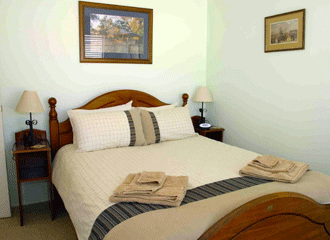 Elm Cottage - Darwin Tourism 4