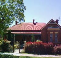 Tumut Accommodation Sefton House - Darwin Tourism