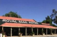 Royal Mail Hotel Booroorban - Darwin Tourism 0