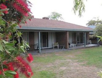 Murray Lodge Holiday Units - Darwin Tourism 0