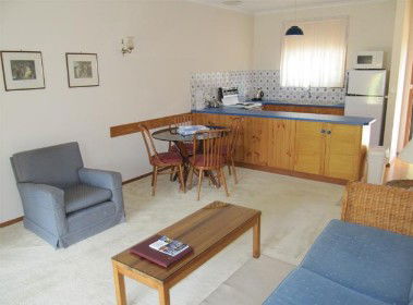 Murray Lodge Holiday Units - Darwin Tourism 3