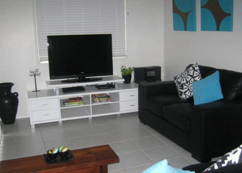 Campwin Beach House Bed And Breakfast - Darwin Tourism 4