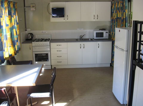 Hillcrest Holiday Park - Darwin Tourism 1