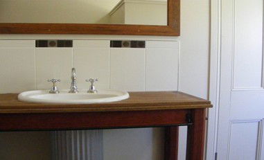 Mallow Cottage - Darwin Tourism 1