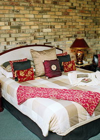 Centre Point Mid-City Motor Inn - Darwin Tourism 0