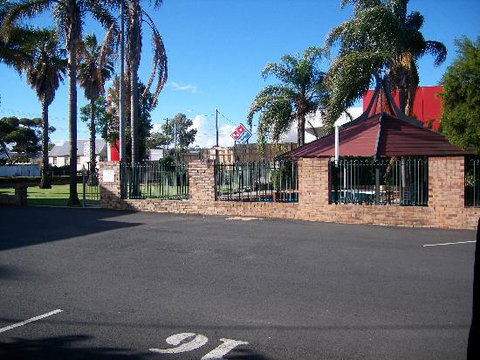 Centre Point Mid-City Motor Inn - Darwin Tourism 3