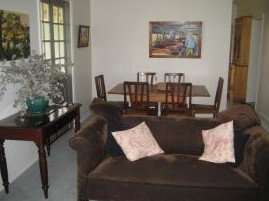 Hope Cottage Country Retreat At Assmanshausen Winery - Darwin Tourism 5