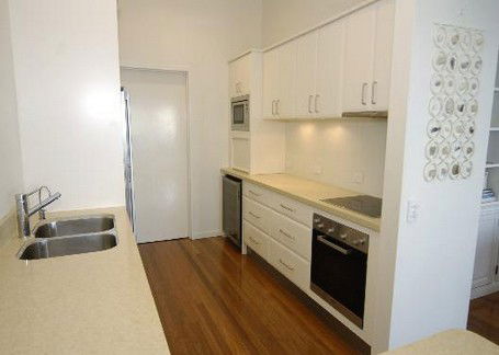 Claytons On Cylinder Beach Front Apartments - Darwin Tourism 0