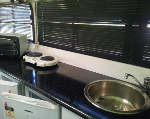 Nanango Caravan And Motorhome Park - Darwin Tourism 5