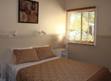 Busselton Guest House - Darwin Tourism 2