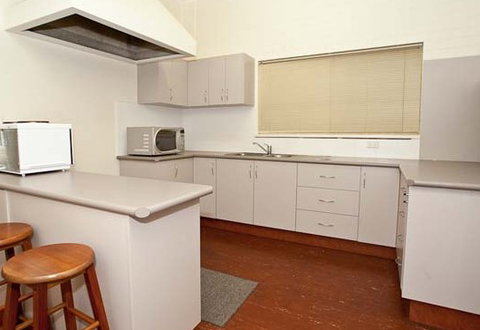 Carrington Hotel - Darwin Tourism 3