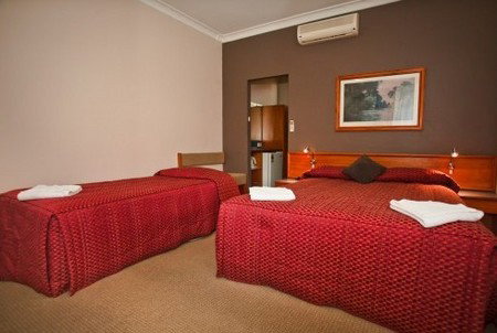 Abbotsleigh Motor Inn - Darwin Tourism 1