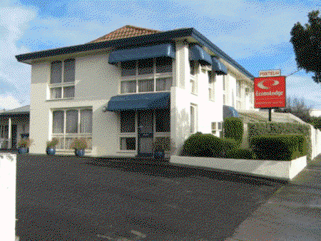 Econo Lodge Hacienda Motel - Darwin Tourism 0