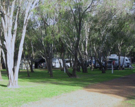 Four Seasons Holiday Park - Darwin Tourism 1